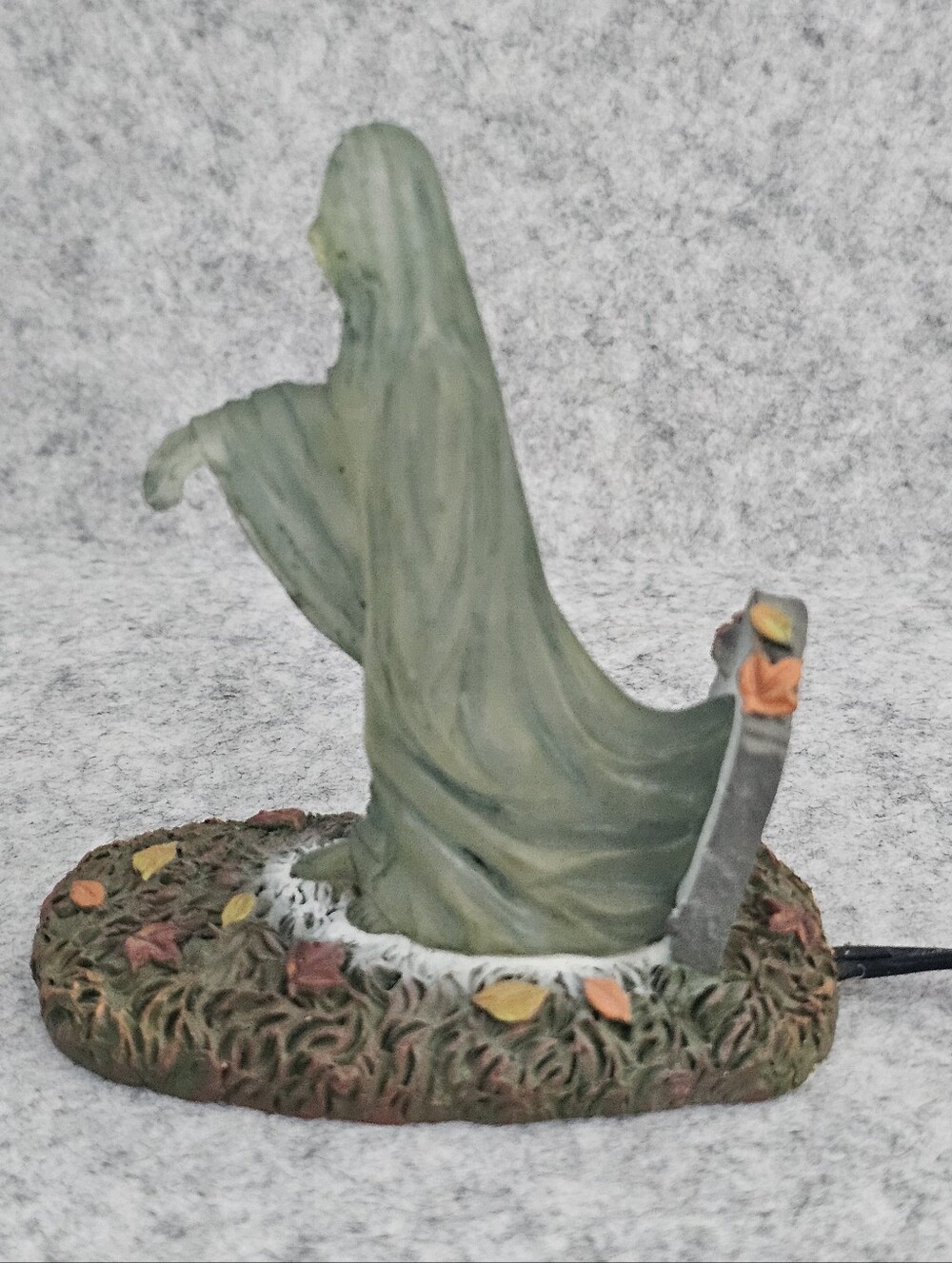 Department 56 Snow Village Halloween Lit Graveyard Ghost - 11202409 TESTED